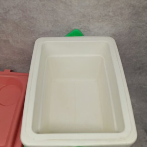 Vintage Retro Igloo 6 Personal Sized Cooler White, Pink and Neon Green - Picture 4 of 6